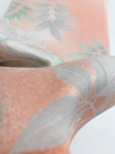 画像をギャラリービューアに読み込む, 枝の実模様