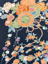 画像をギャラリービューアに読み込む, 鏡裏に草花模様【タックタイプ】