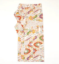 画像をギャラリービューアに読み込む, 総牡丹地紋に向かい蝶に古典模様【シュッケニ】