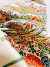 画像をギャラリービューアに読み込む, 波に草花・鼓模様【シュッケニ】