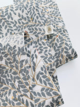 画像をギャラリービューアに読み込む, 地紙に枝花模様