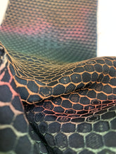 画像をギャラリービューアに読み込む, 亀甲模様織り出し模様