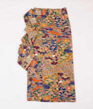 画像をギャラリービューアに読み込む, 流水に花古典柄模様【シュッケニ】