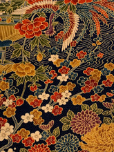 画像をギャラリービューアに読み込む, 寺院に花鳥模様【L】