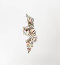 画像をギャラリービューアに読み込む, 切ばめの総草花模様【短】①