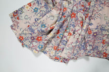 画像をギャラリービューアに読み込む, 水彩風草花模様【ギャザータイプ】