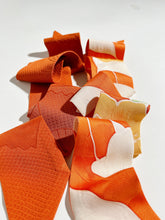 画像をギャラリービューアに読み込む, 【特短】鹿子に扇の総地紋模様