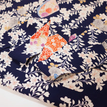 画像をギャラリービューアに読み込む, 読み本に花模様【シュッケニ】