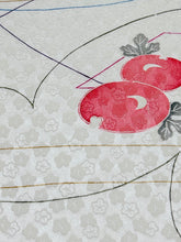 画像をギャラリービューアに読み込む, 万寿菊模様に総小梅地紋【ギャザータイプ】