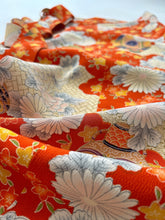 画像をギャラリービューアに読み込む, 花瓶に菊・牡丹模様【シュッケニ】