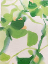 画像をギャラリービューアに読み込む, 枝花模様暈し水彩風【タックタイプ】