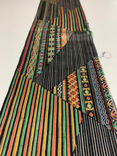 画像をギャラリービューアに読み込む, 切りばめ風縞に抽象模様