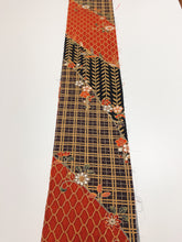 画像をギャラリービューアに読み込む, 【三田村環】金彩枝梅に格子・網目模様