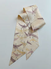 画像をギャラリービューアに読み込む, 抽象鳥模様総地紋【短】