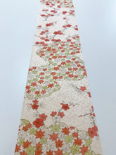 画像をギャラリービューアに読み込む, 雲取りに楓・枝梅模様総地紋【ギャザータイプ】