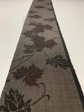 画像をギャラリービューアに読み込む, 蔦の葉模様織り出し本場泥大島紬着物(5マルキ)【シュッケニ】