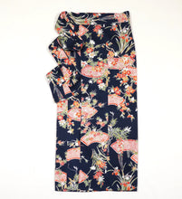 画像をギャラリービューアに読み込む, 扇の地紙に枝楓模様【シュッケニ】