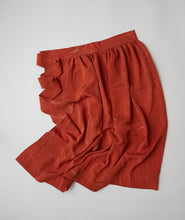 画像をギャラリービューアに読み込む, 赤斑点暈し模様に葉地紋【ギャザータイプ】