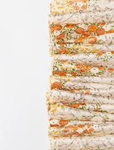 画像をギャラリービューアに読み込む, 芝地紋に牡丹模様【タックタイプ】