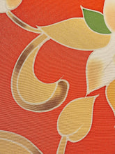 画像をギャラリービューアに読み込む, 花唐草模様【シュッケニ】