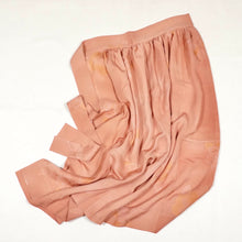 画像をギャラリービューアに読み込む, 点地紋に大花模様【ギャザータイプ】