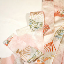 画像をギャラリービューアに読み込む, 扇に梅藤牡丹模様暈しに総地紋【タックタイプ】