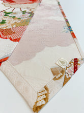 画像をギャラリービューアに読み込む, 雲に花扇模様御所車地紋【長】