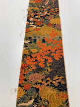 画像をギャラリービューアに読み込む, 寺院に花鳥模様【L】