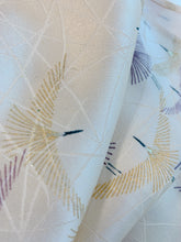 画像をギャラリービューアに読み込む, 抽象鳥模様総地紋【長】