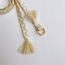 画像をギャラリービューアに読み込む, 金糸の亀甲組締め