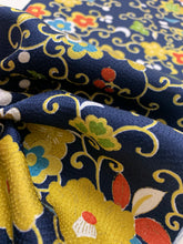 画像をギャラリービューアに読み込む, 唐草花模様【シュッケニ】