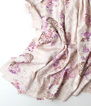 画像をギャラリービューアに読み込む, 藤梅に大花車模様総地紋【タックタイプ】