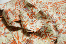 画像をギャラリービューアに読み込む, 屏風に花鳥模様総葉地紋