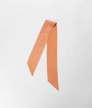 画像をギャラリービューアに読み込む, 点地紋に大花模様 【短】