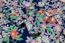 画像をギャラリービューアに読み込む, 総地紋に枝花模様シュッケニ