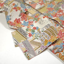 画像をギャラリービューアに読み込む, 屋敷に時代人物風景模様【シュッケニ】