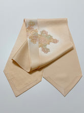 画像をギャラリービューアに読み込む, 入子菱総地紋変わり華紋模様