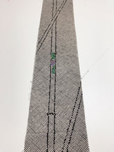 画像をギャラリービューアに読み込む, 竹に草葉模様