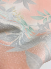 画像をギャラリービューアに読み込む, 枝の実模様