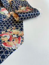 画像をギャラリービューアに読み込む, 籠目に蝶松菊橘模様総地紋【短】