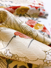 画像をギャラリービューアに読み込む, 御所車に枝花模様総波地紋【シュッケニ】