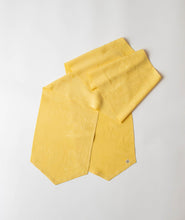 画像をギャラリービューアに読み込む, 【特長】扇に宝箱草木の総地紋模様