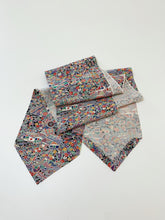 画像をギャラリービューアに読み込む, 花と宝尽くし模様【長】※142㎝