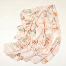 画像をギャラリービューアに読み込む, 扇に梅藤牡丹模様暈しに総地紋【タックタイプ】