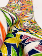 画像をギャラリービューアに読み込む, 笹葉尽くし模様