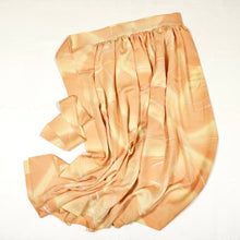 画像をギャラリービューアに読み込む, 線描き暈し模様【ギャザータイプ】