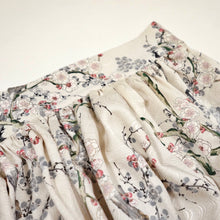 画像をギャラリービューアに読み込む, 枝梅模様に流水地紋【ギャザータイプ】