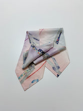 画像をギャラリービューアに読み込む, 組紐に短冊花古典柄模様総地紋