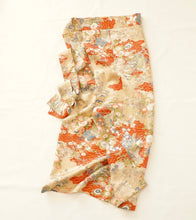 画像をギャラリービューアに読み込む, 垣根に草・御所車模様【シュッケニ】