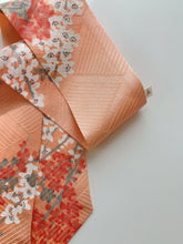 画像をギャラリービューアに読み込む, 花模様暈しに総地紋【短】